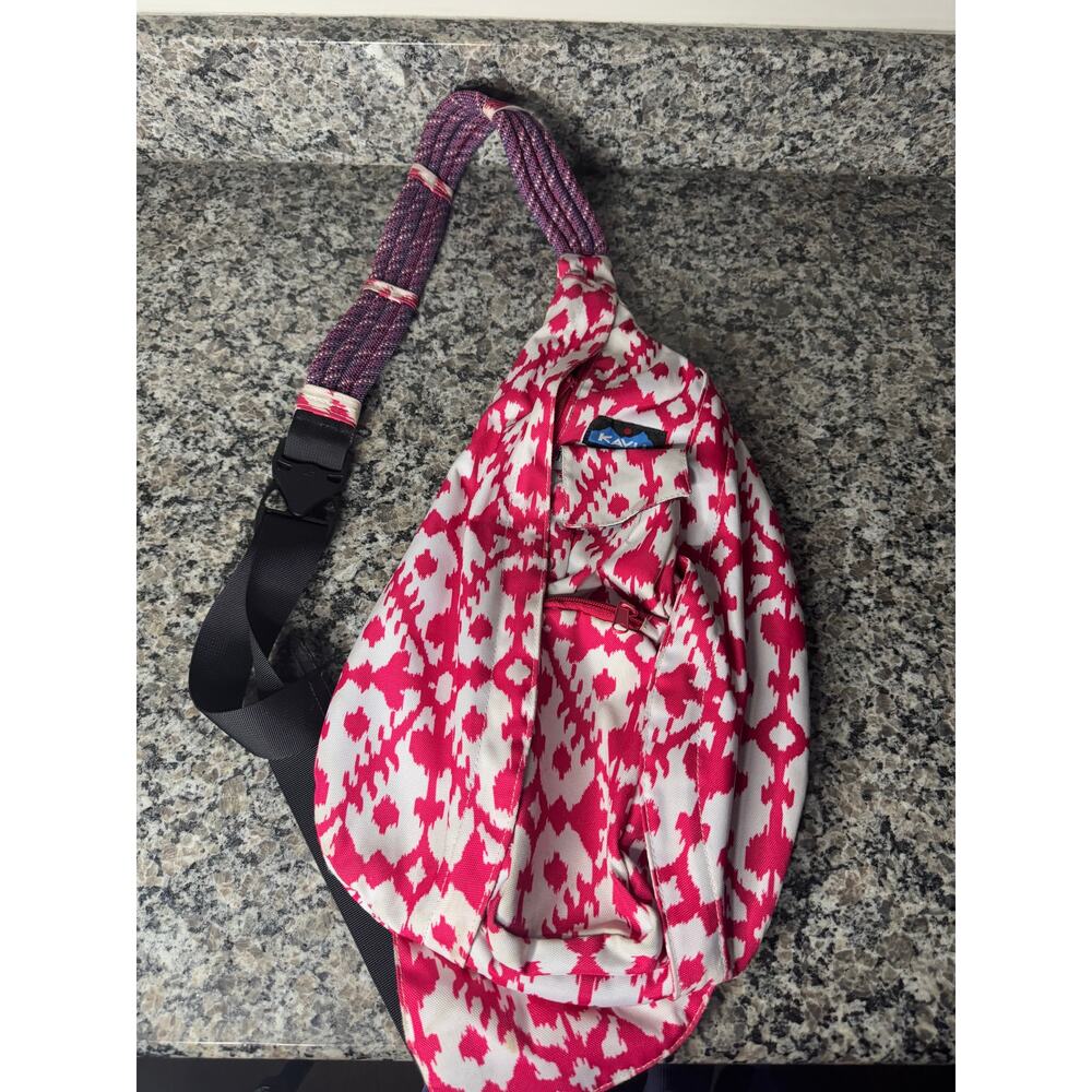 FP Movement Kavu Women's Rope Sling Bag Backpack Pink White Travel Outdoors